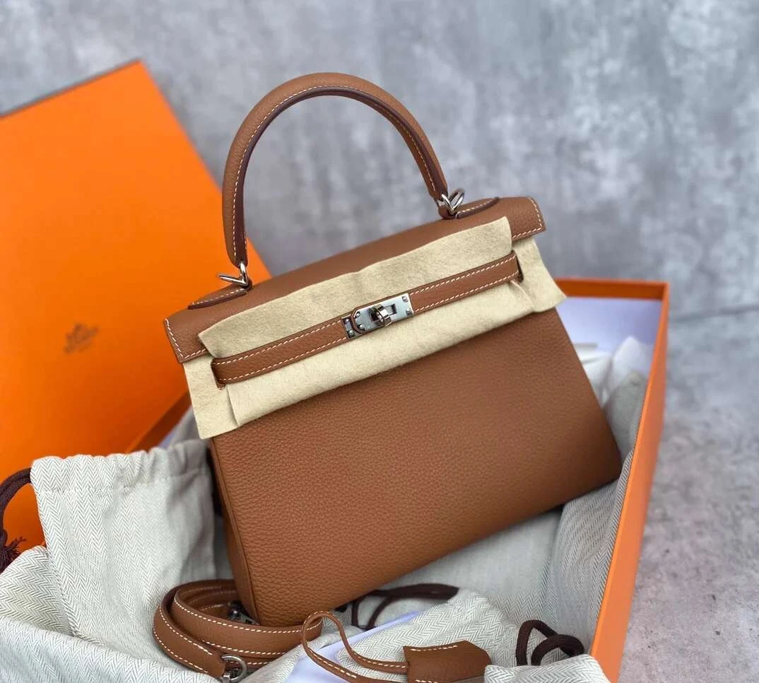 全新未使用 Hermes/爱马仕 Kelly25银扣内缝全新全套B刻3184／青柠