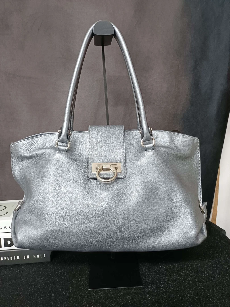 95新 FERRAGAMO/菲拉格慕 KIKI/单肩包/10010603