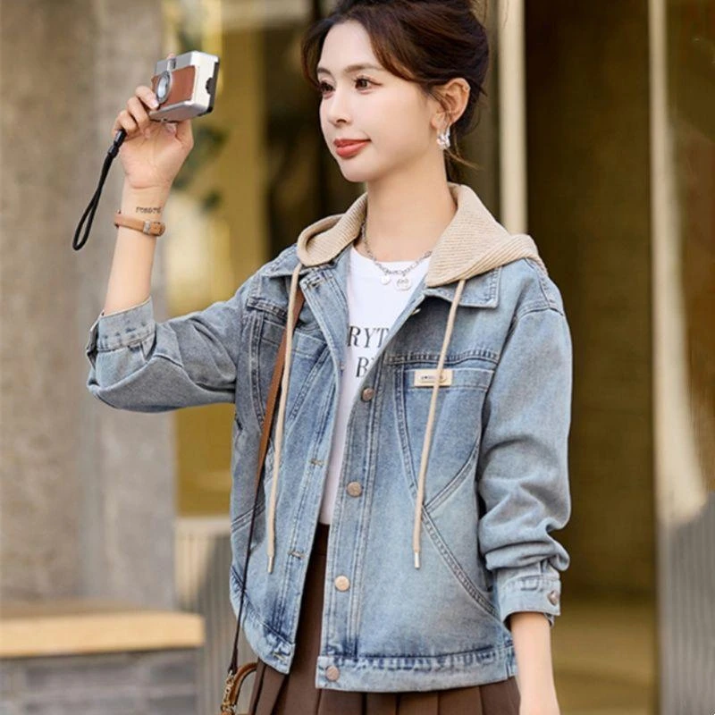今年流行牛仔外套短款女装早春秋季新款休闲爆款韩版连帽夹克衣服