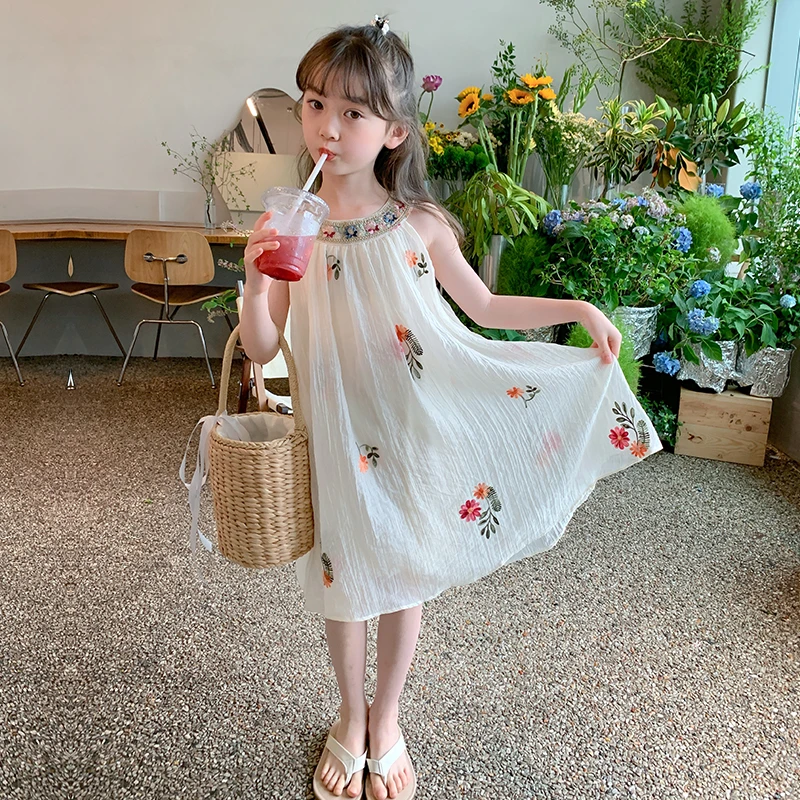 2024夏季新款碎花吊带挂脖裙儿童洋气公主大童连衣裙薄款女童宽松