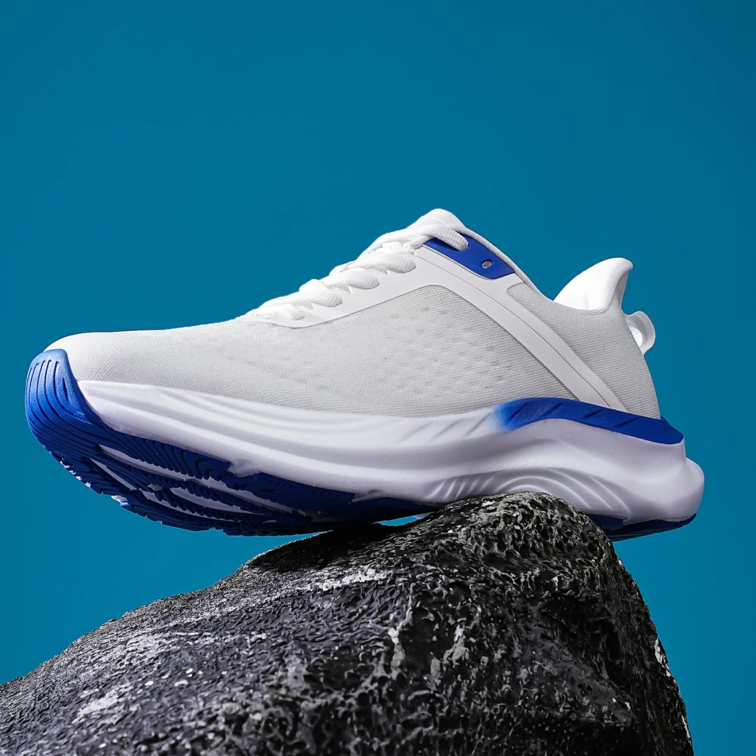 【靠谱的杰哥专属】曼克超轻高弹情侣舒适缓震运动休闲慢跑鞋4407