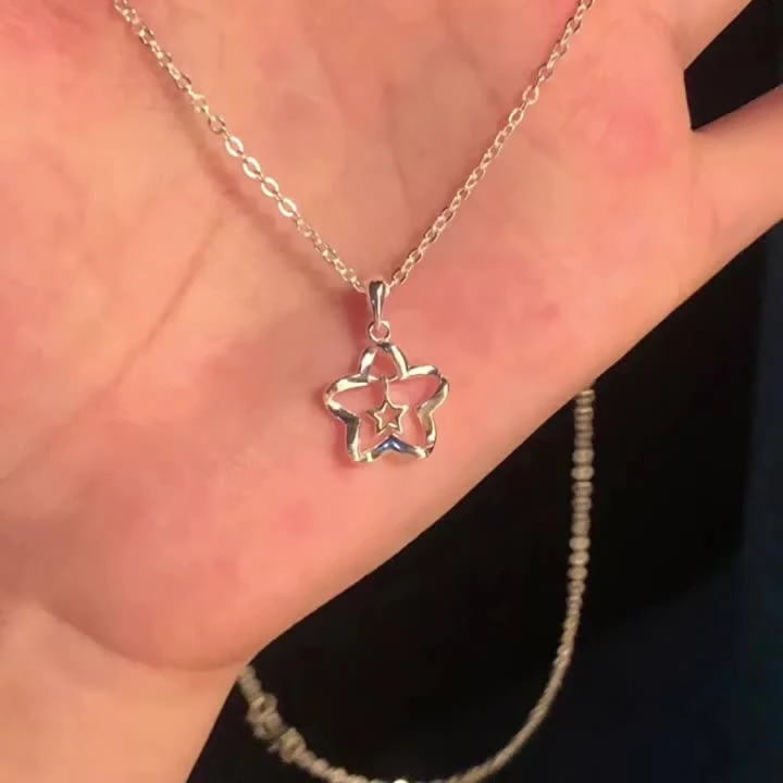 新款镂空星星镶嵌项链 轻奢小众设计个性冷淡风锁骨灵动ins闺蜜