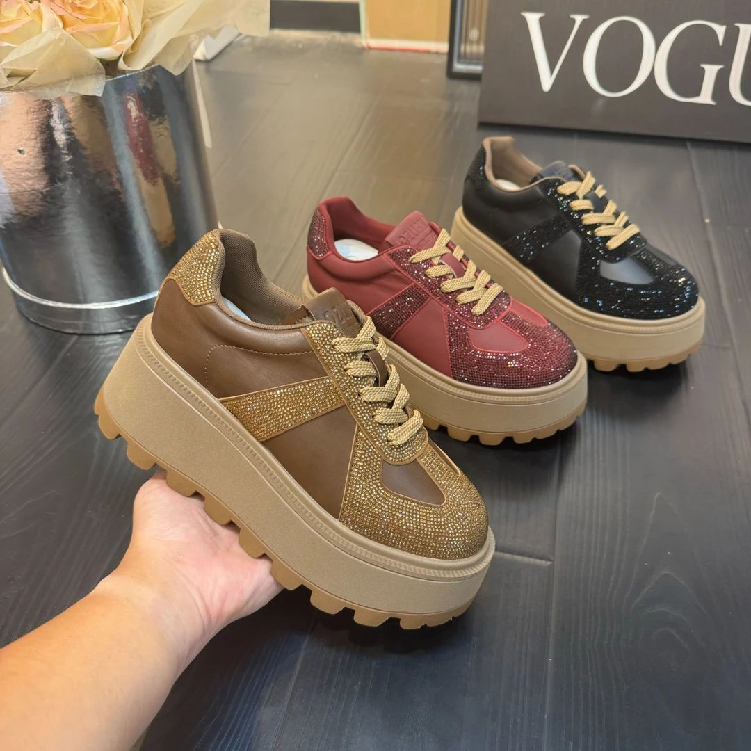 千之恋现货增高7CM2025早秋新款休闲时尚百搭高级感厚底女鞋5015