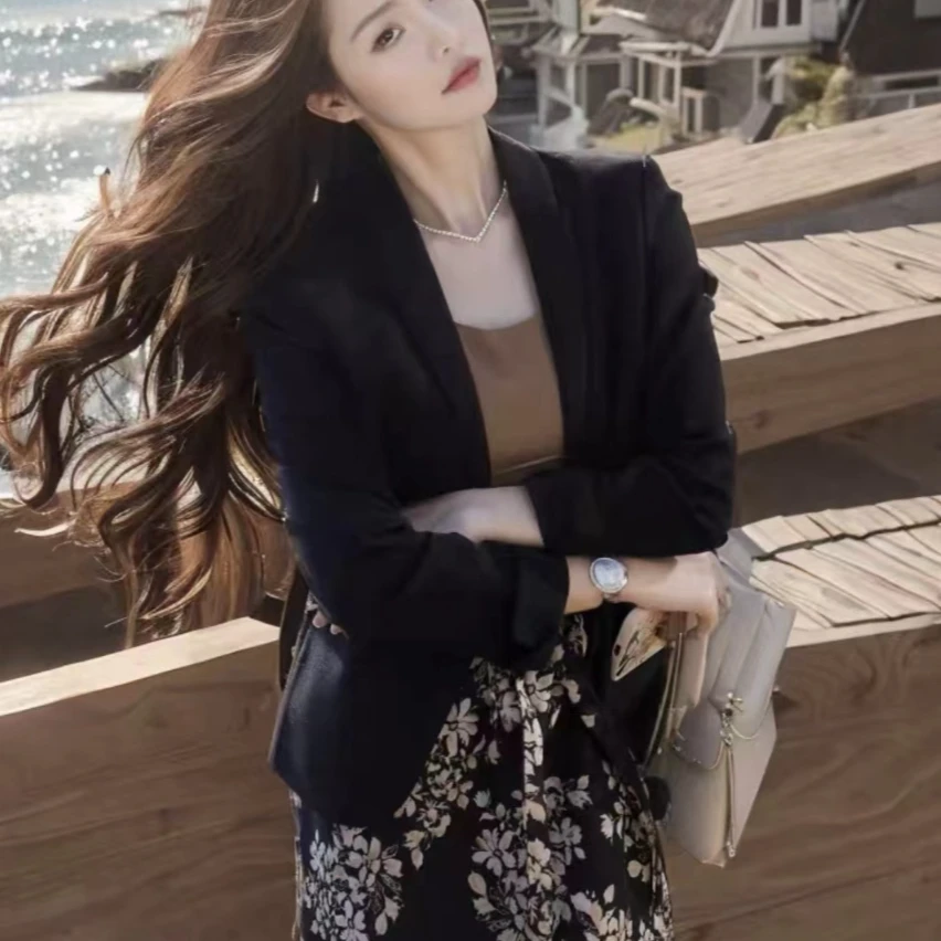 【粉丝专属款】早秋立体裁剪百搭显瘦通勤小西装