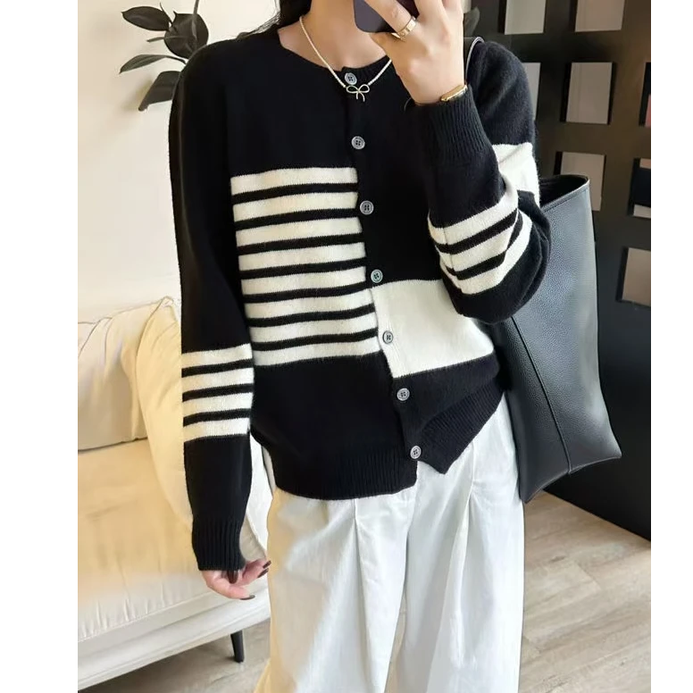 秋冬新款几何拼色嵌花工艺针织衫百搭宽松开衫外套毛衣女1719