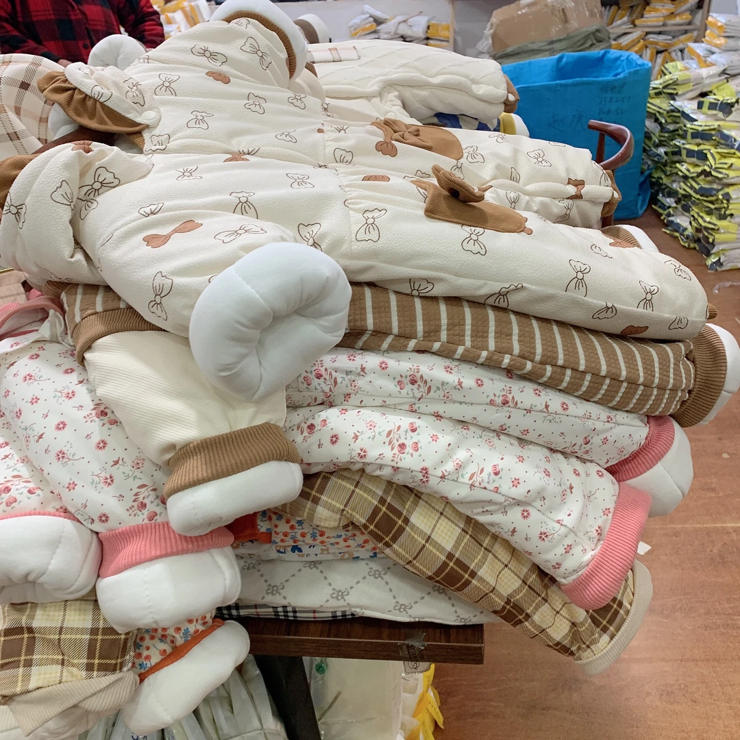 99婴儿连体衣哈衣连体衣外出服清款