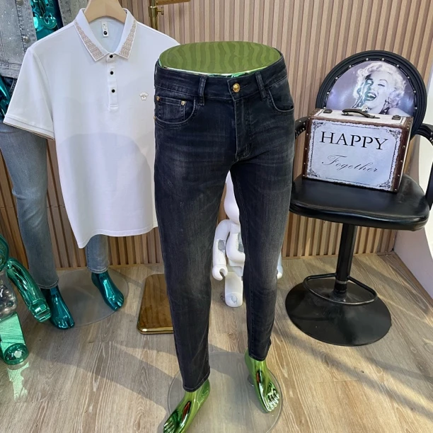 2025春夏薄款弹力黑灰显瘦男牛仔裤百搭时尚休闲修身小直筒裤