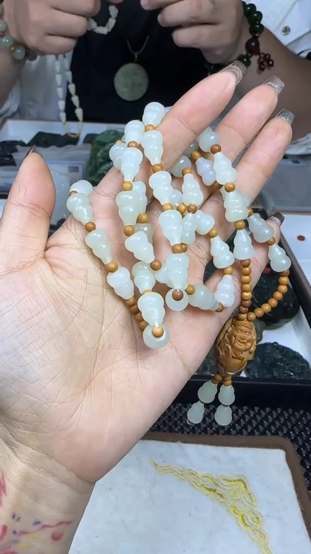 【闪购商品】和田玉挂件未镶嵌和田玉买一发一