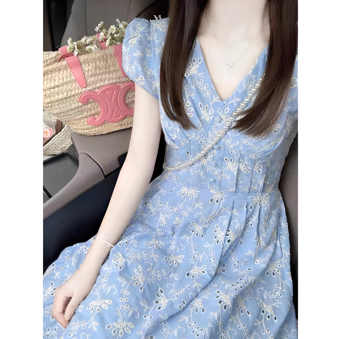 蓝色桔梗 夏季气质法式镂空绣花收腰显瘦中长款女装连衣裙
