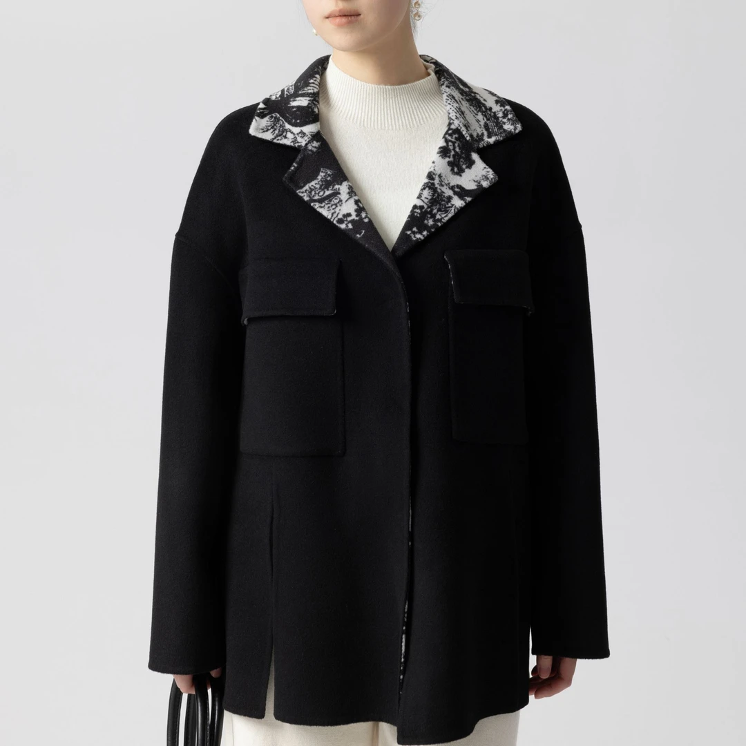 《原创设计款》2024秋冬百搭中长款黑森林西装领双面呢大衣0085
