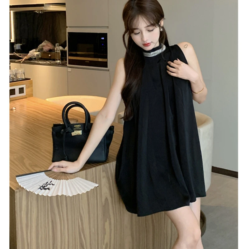 性感无袖挂脖连衣裙女装夏季裙子小个子宽松洋气a字露肩气质短裙