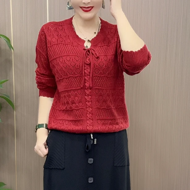 时尚高档百搭妈妈装新款气质长袖针织衫休闲女士宽松休闲打底毛衣