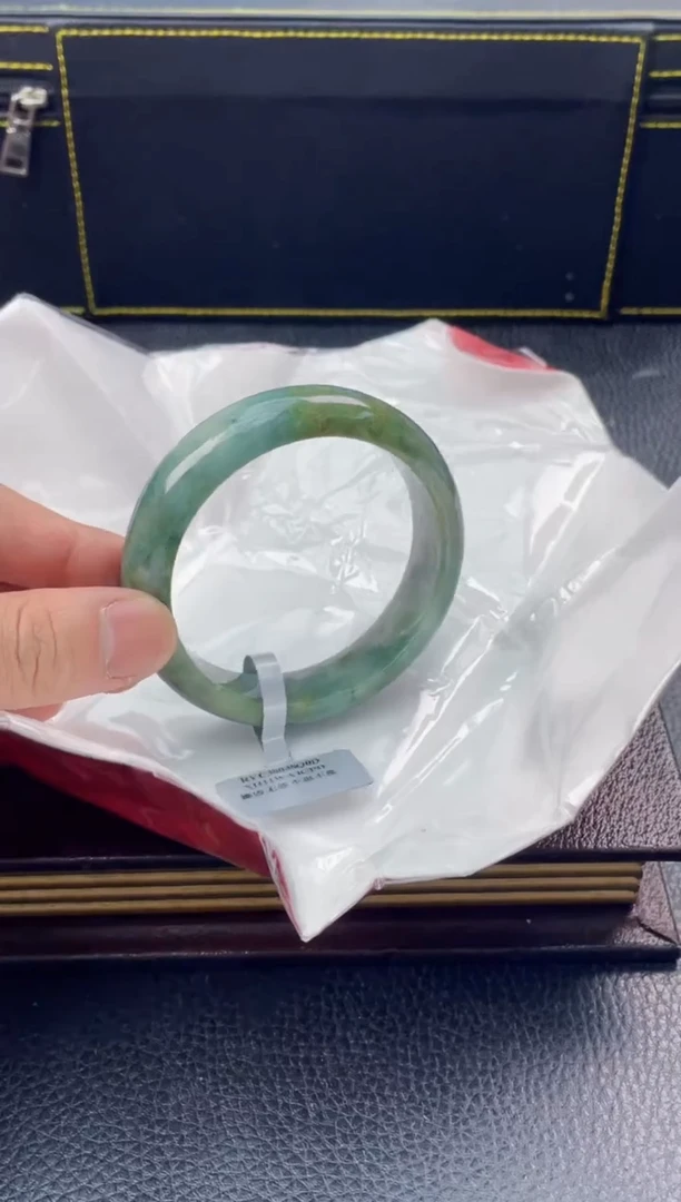 【闪购商品】翡翠手镯未镶嵌手镯4