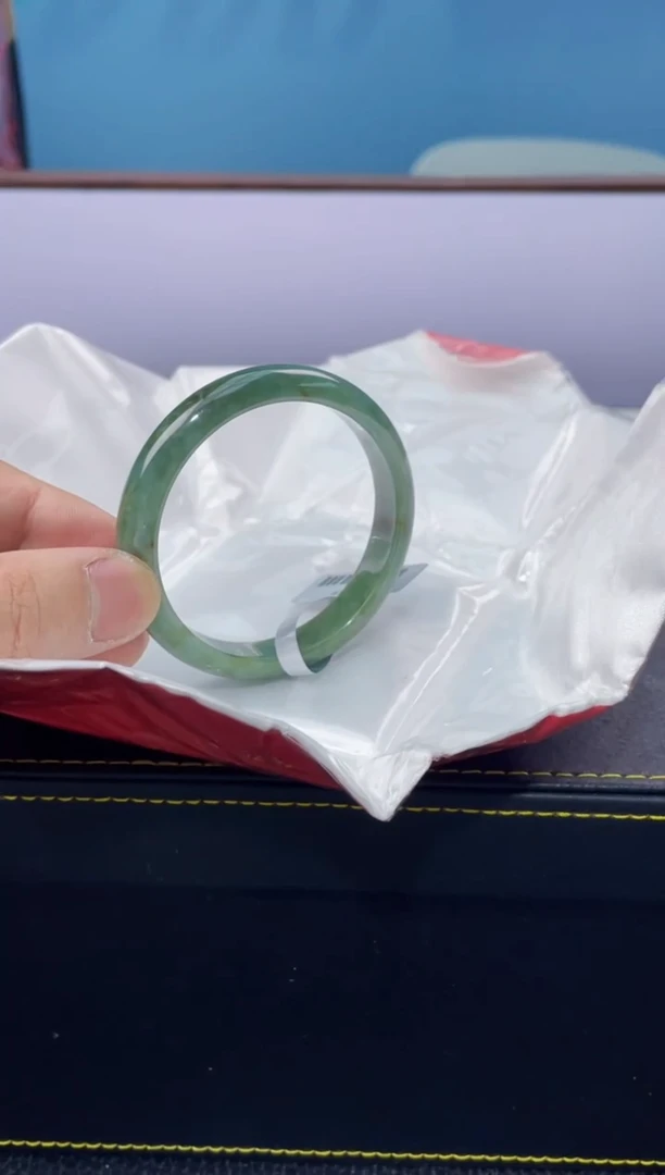 【闪购商品】翡翠手镯未镶嵌手镯7