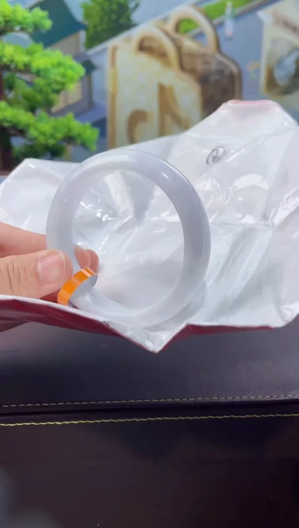 【闪购商品】翡翠手镯未镶嵌手镯62