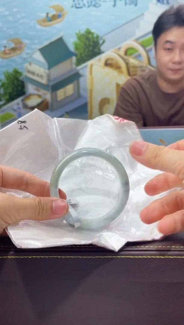 【闪购商品】翡翠手镯未镶嵌手镯6