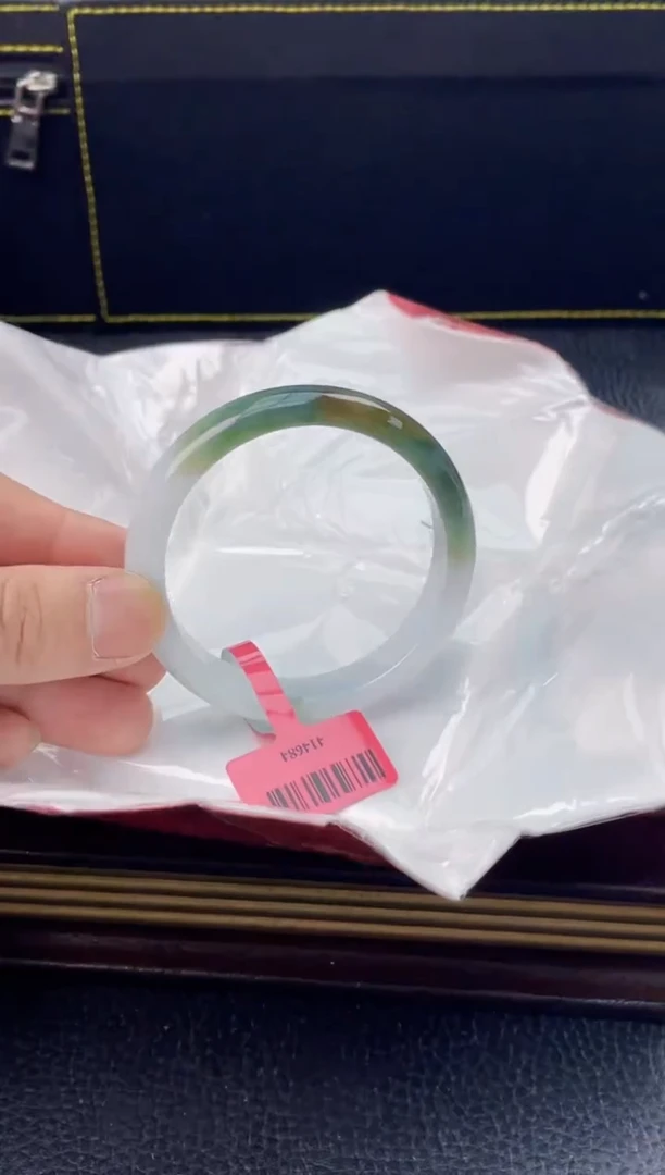 【闪购商品】翡翠手镯未镶嵌手镯6