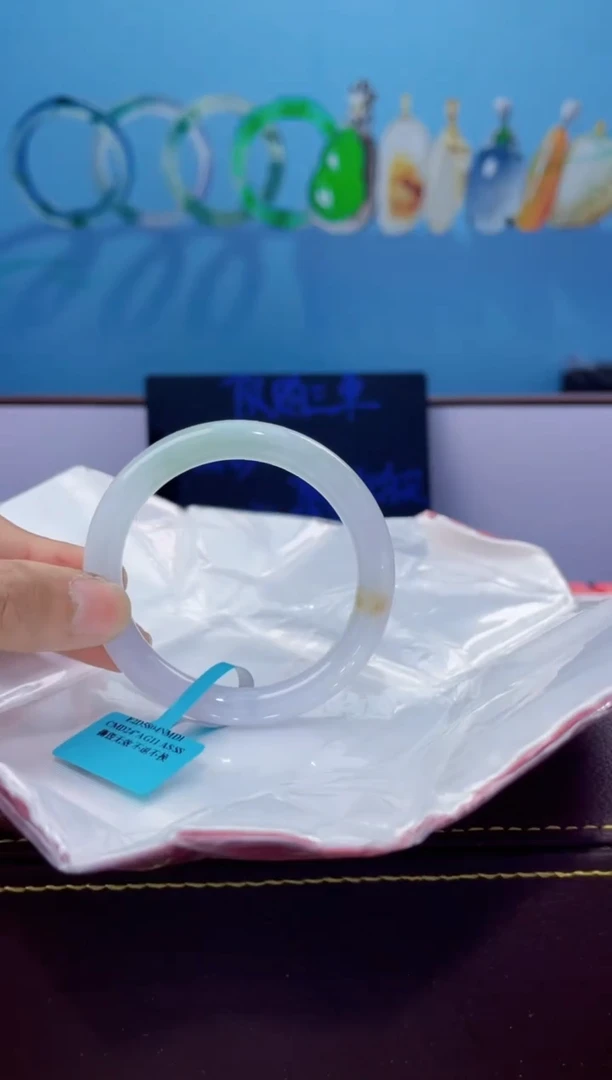 【闪购商品】翡翠手镯未镶嵌手镯16