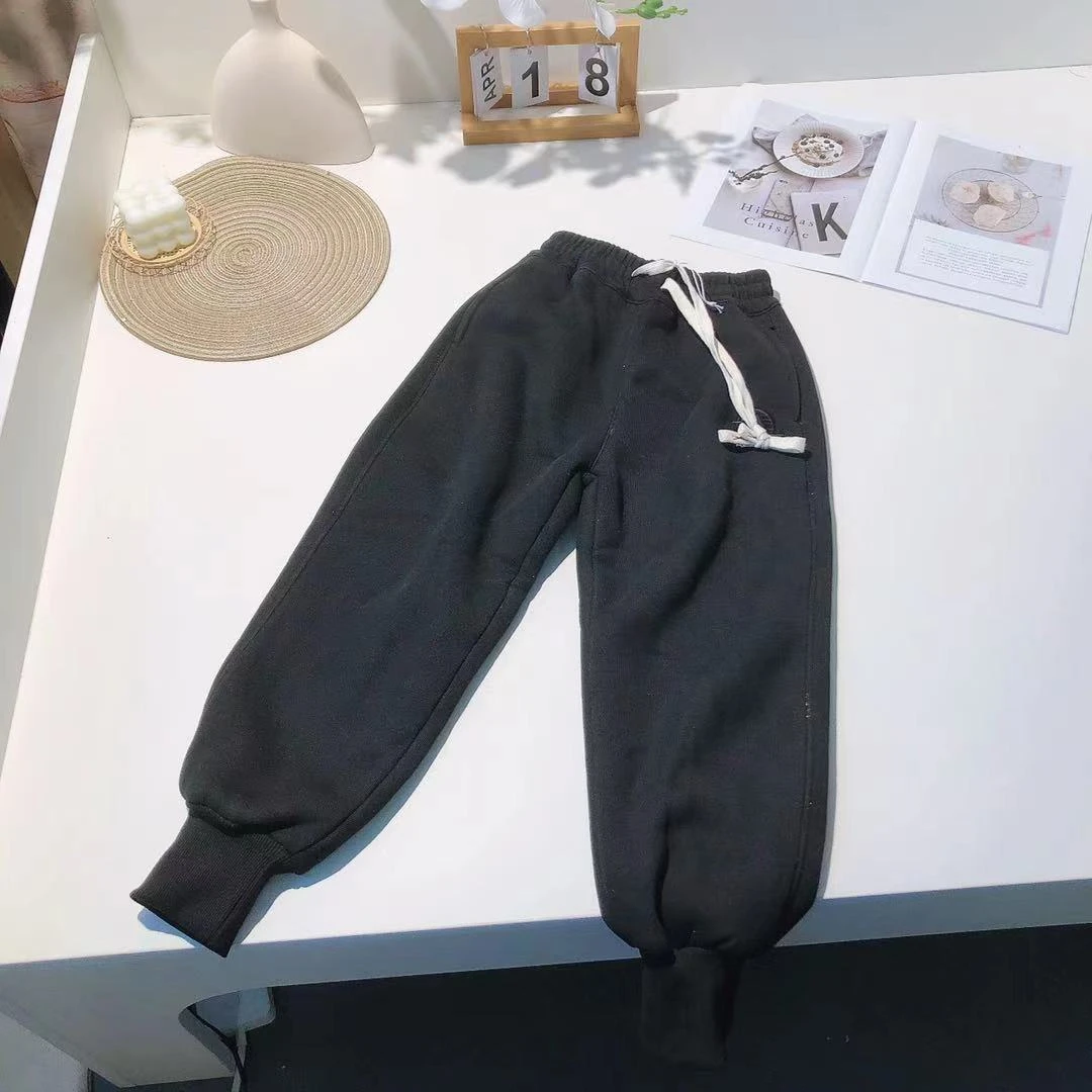 J64中童吉诺冬款加厚糕糕绒A字母休闲裤8803