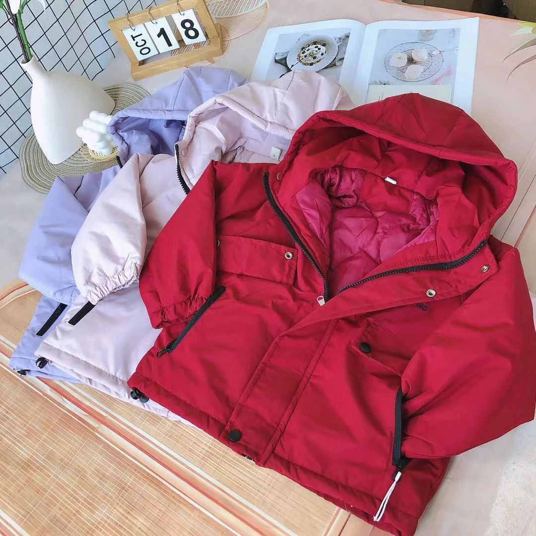 B005儿童冬季新款M字母款外套