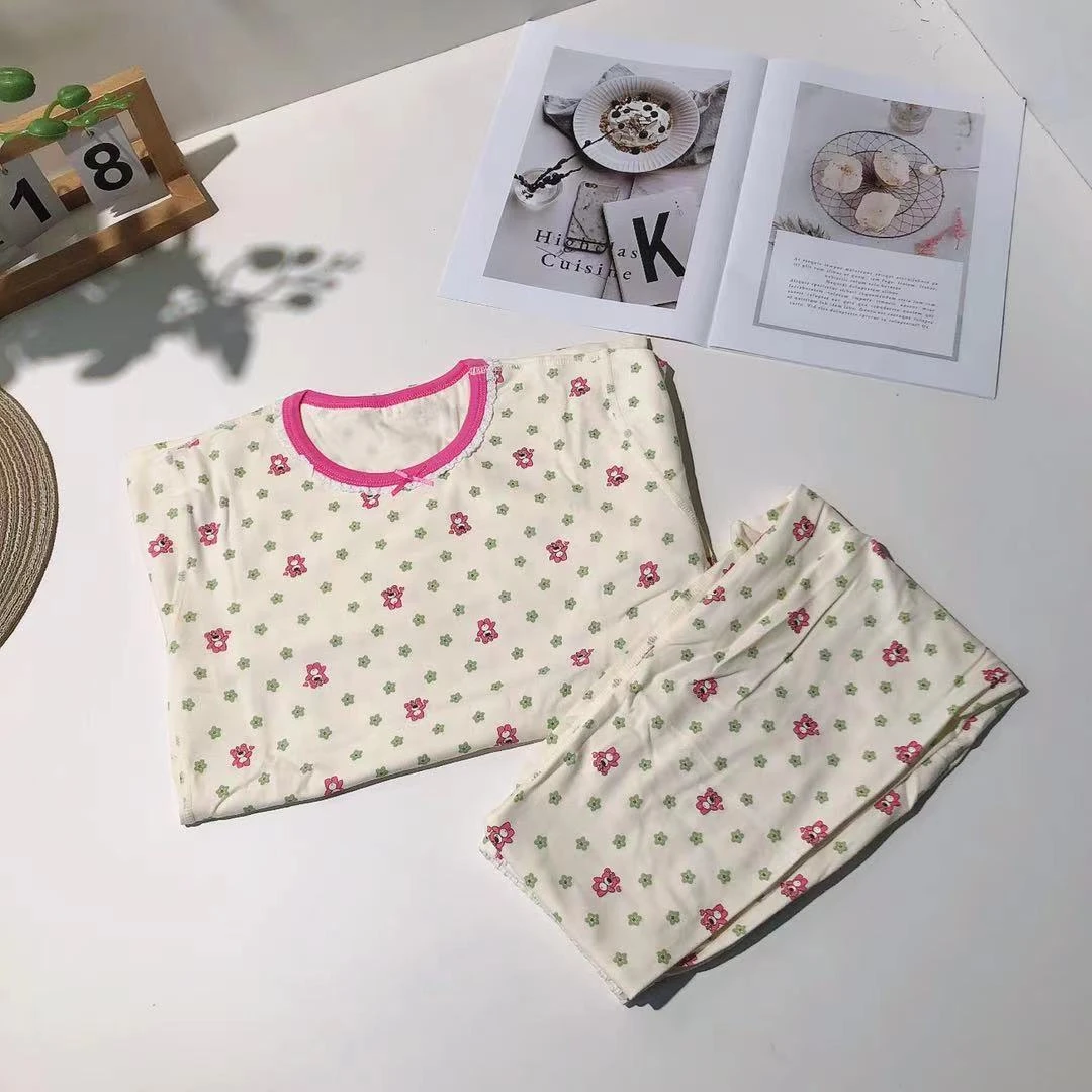 B87儿童莱卡家居套装小花小熊款