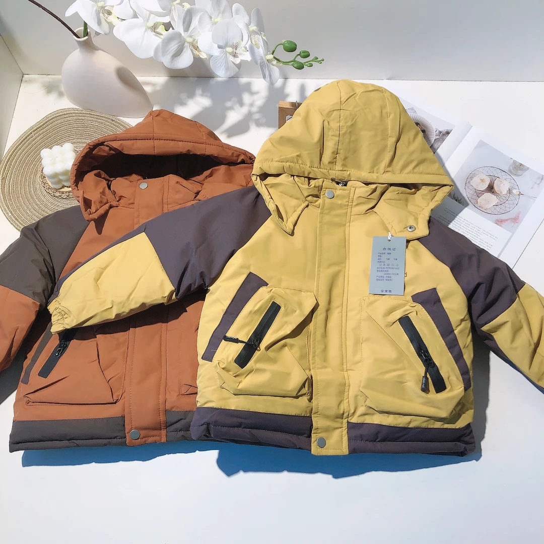 H13儿童夹棉棉服外套i字母款