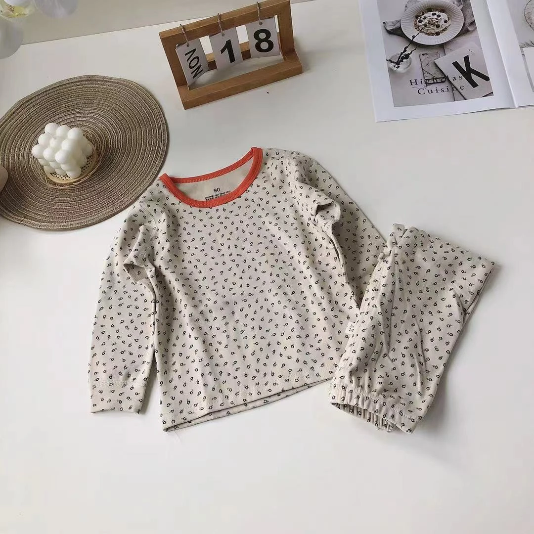 C103儿童秋款舒绒满印小花家居套装