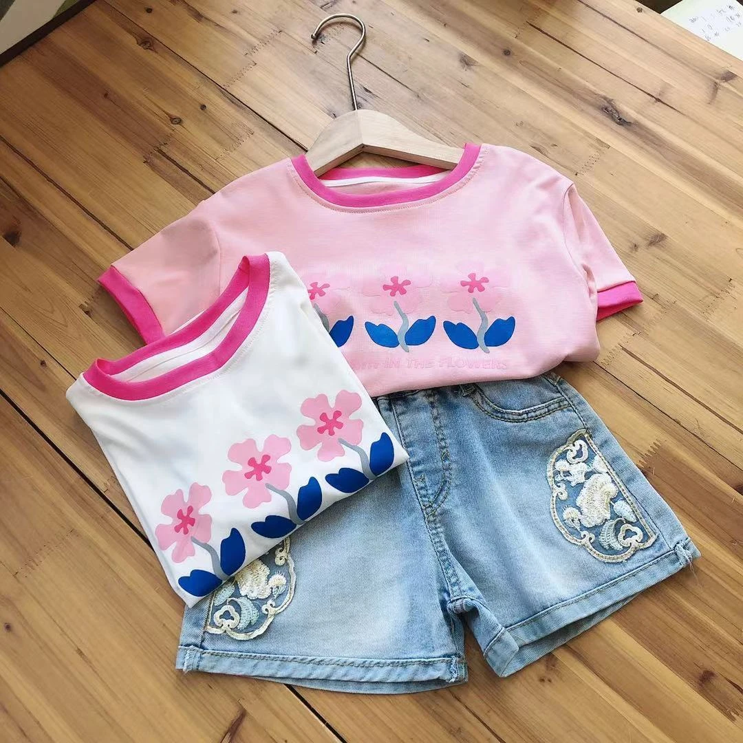 Q04左右儿童夏季三朵花修身短袖T恤