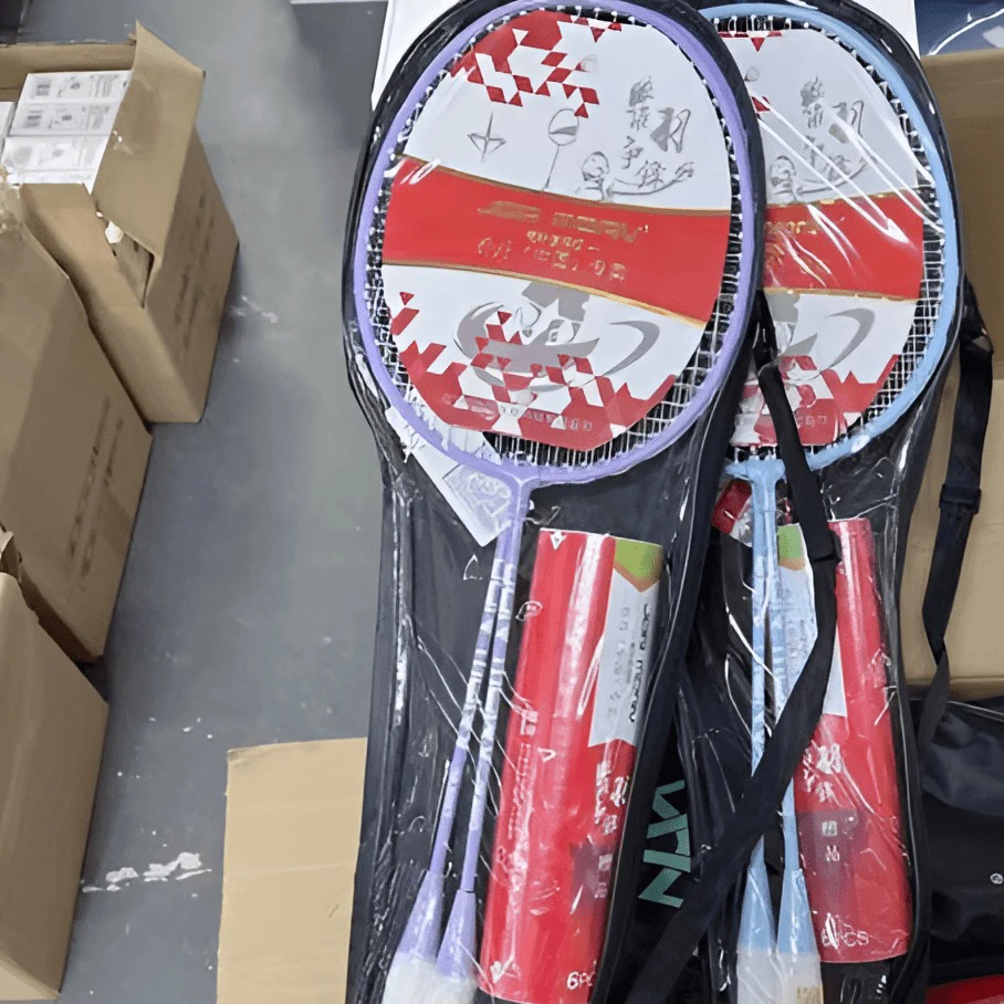 羽毛球拍 配6个球