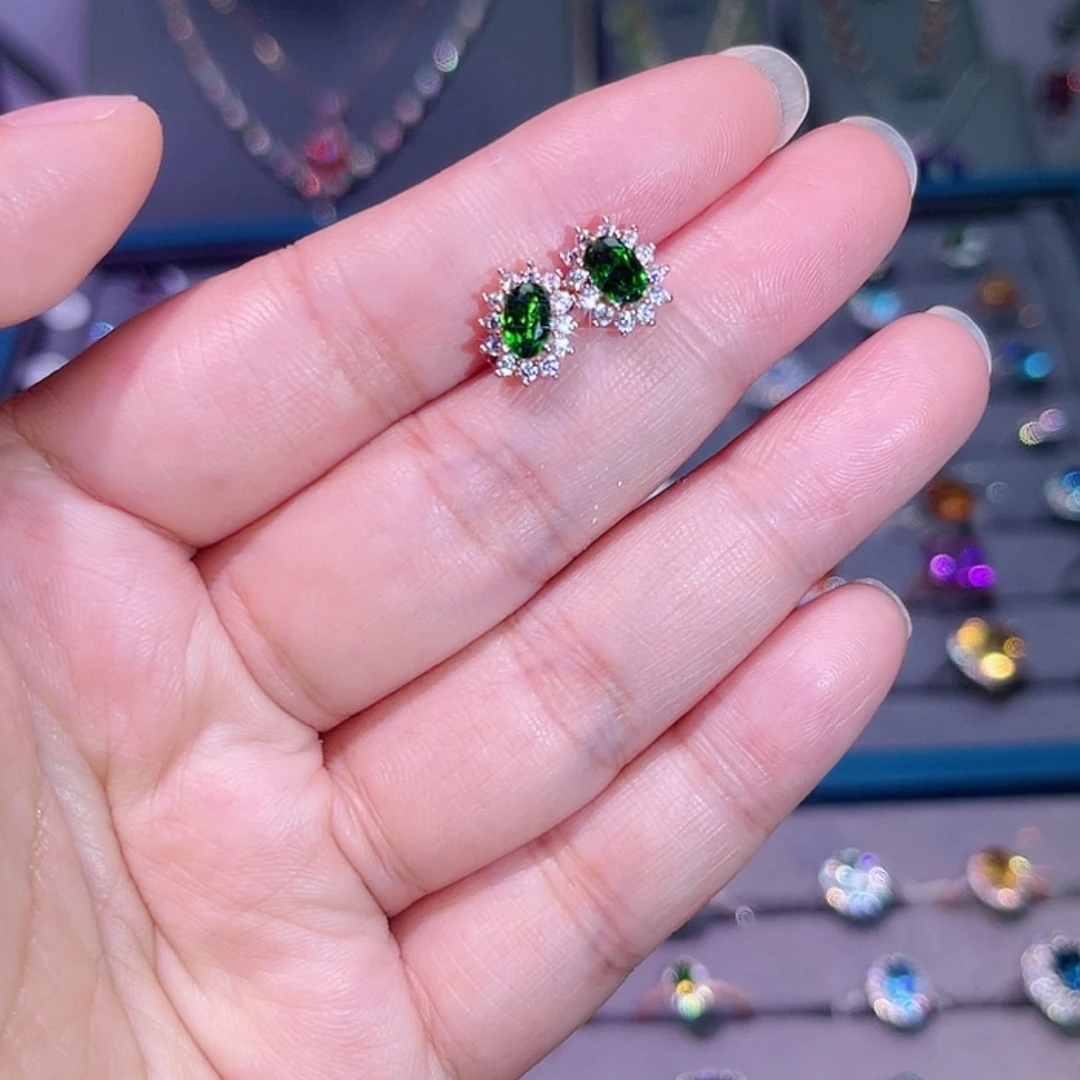 【闪购商品】透辉石耳饰银S925镶嵌