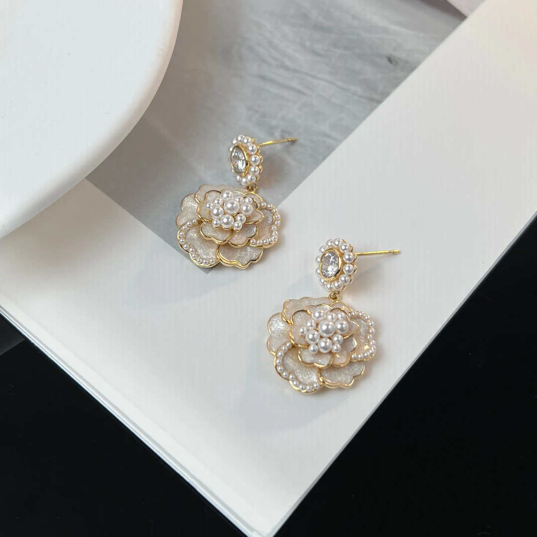 铜合金珐琅耳饰 E0033经典山茶花优雅知性时尚耳饰法式小香风百搭