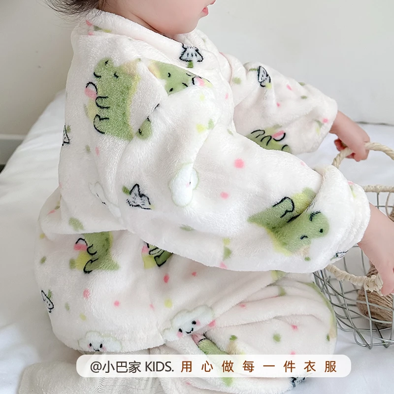 宝宝法兰绒睡衣男女孩秋冬款婴儿童保暖加绒家居服套装