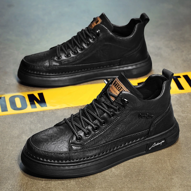 秋冬季男鞋百搭黑休闲皮鞋英伦风中帮防滑防水工装工作劳保潮流鞋