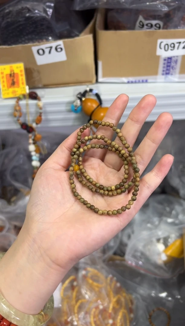 【闪购商品】维腊木（绿檀）手串未镶嵌蜜蜡珠绿檀木款三圈[0906]