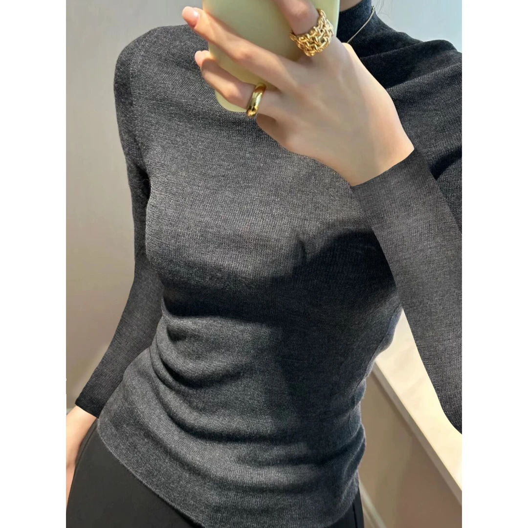 半高领高级感深灰色打底衫女2024秋冬新款软糯针织衫紧身内搭毛衣