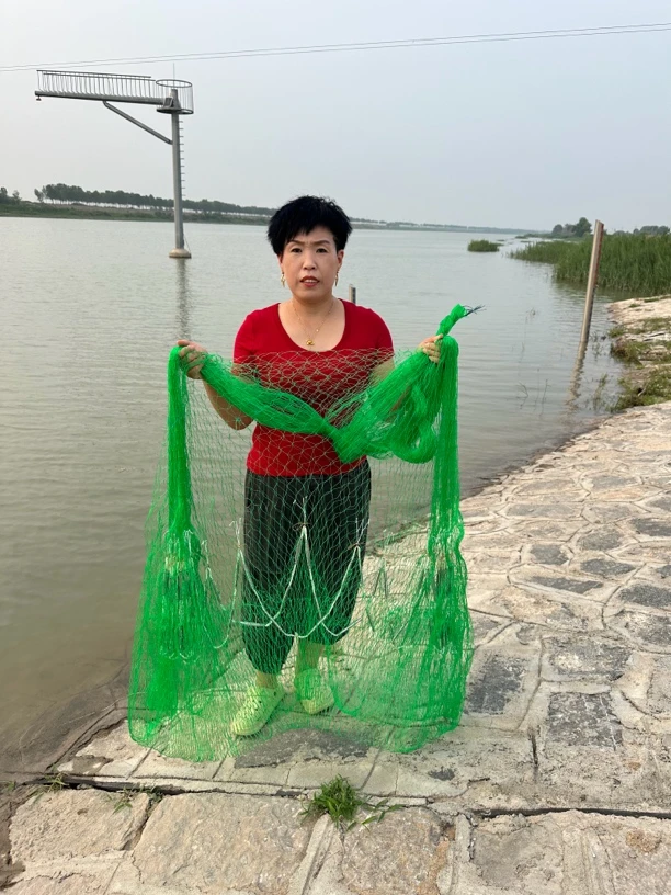 六股绞丝三指三米高，直径四米半，重七斤，铅坠纯手工一开到顶
