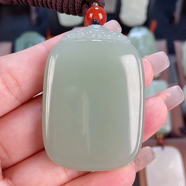 【闪购商品】和田玉颈饰未镶嵌小****℡