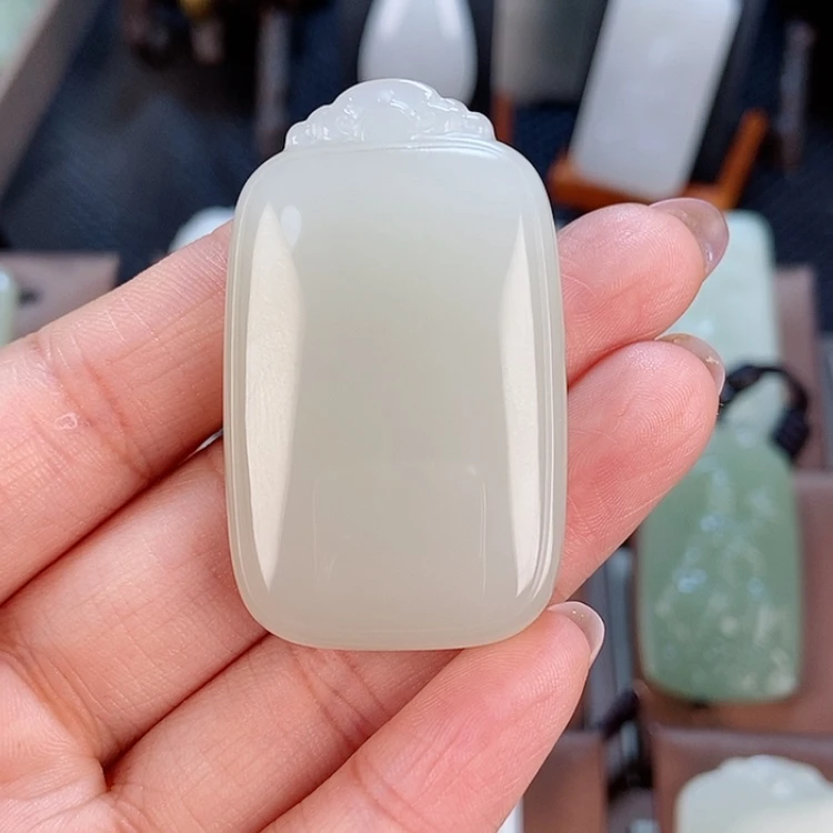 【闪购商品】和田玉颈饰未镶嵌