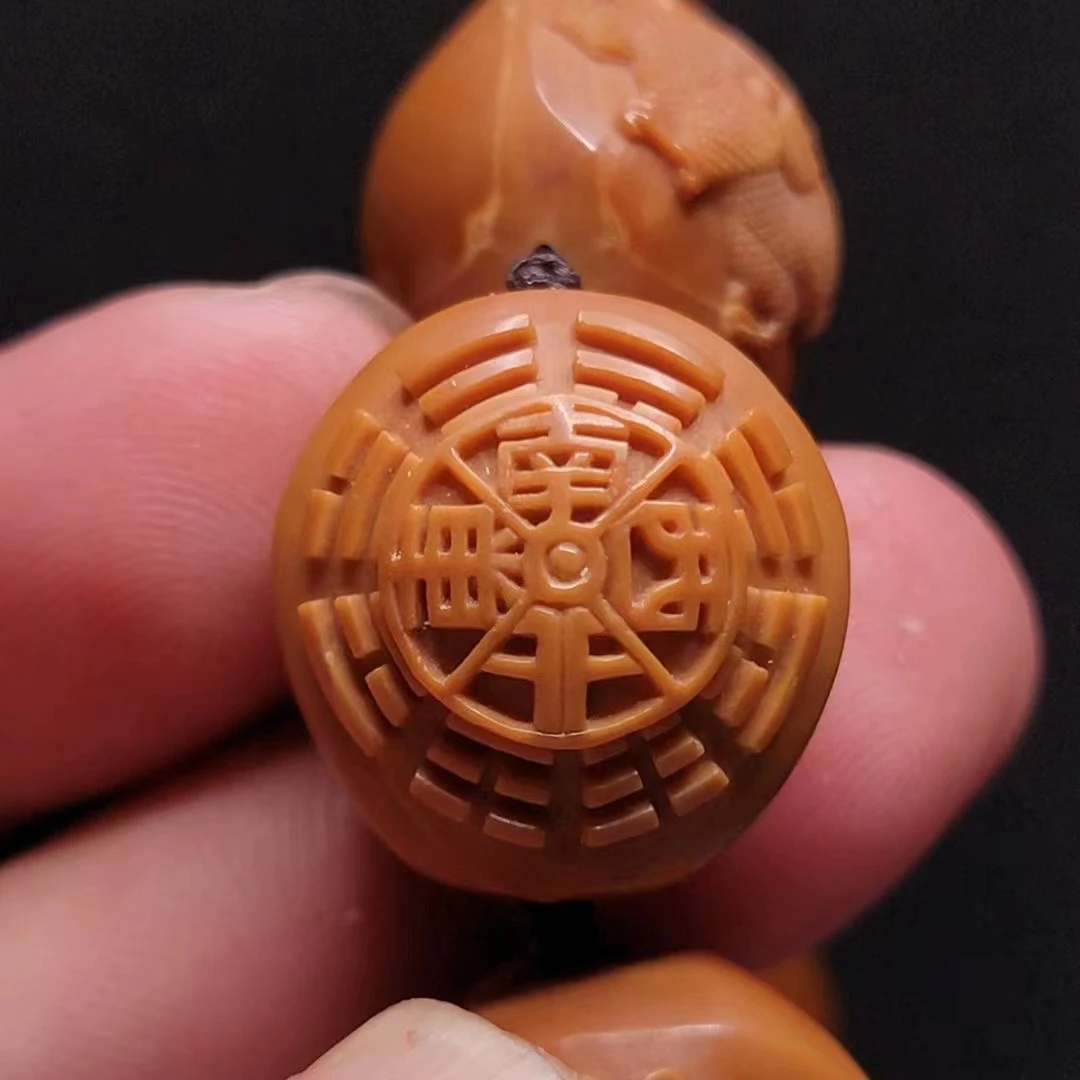 苏工精品男士手串.《四项橄榄核八卦》