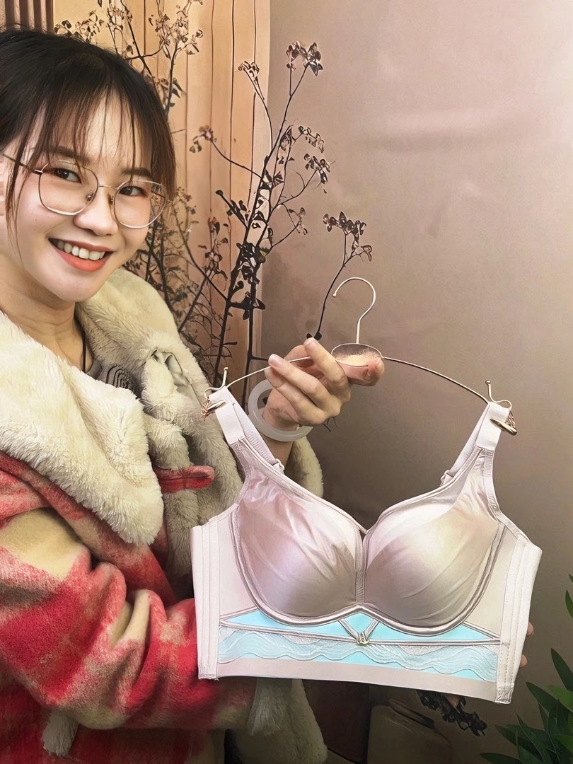 莫代尔内衣女小胸聚拢防下垂收副乳调整型文胸170