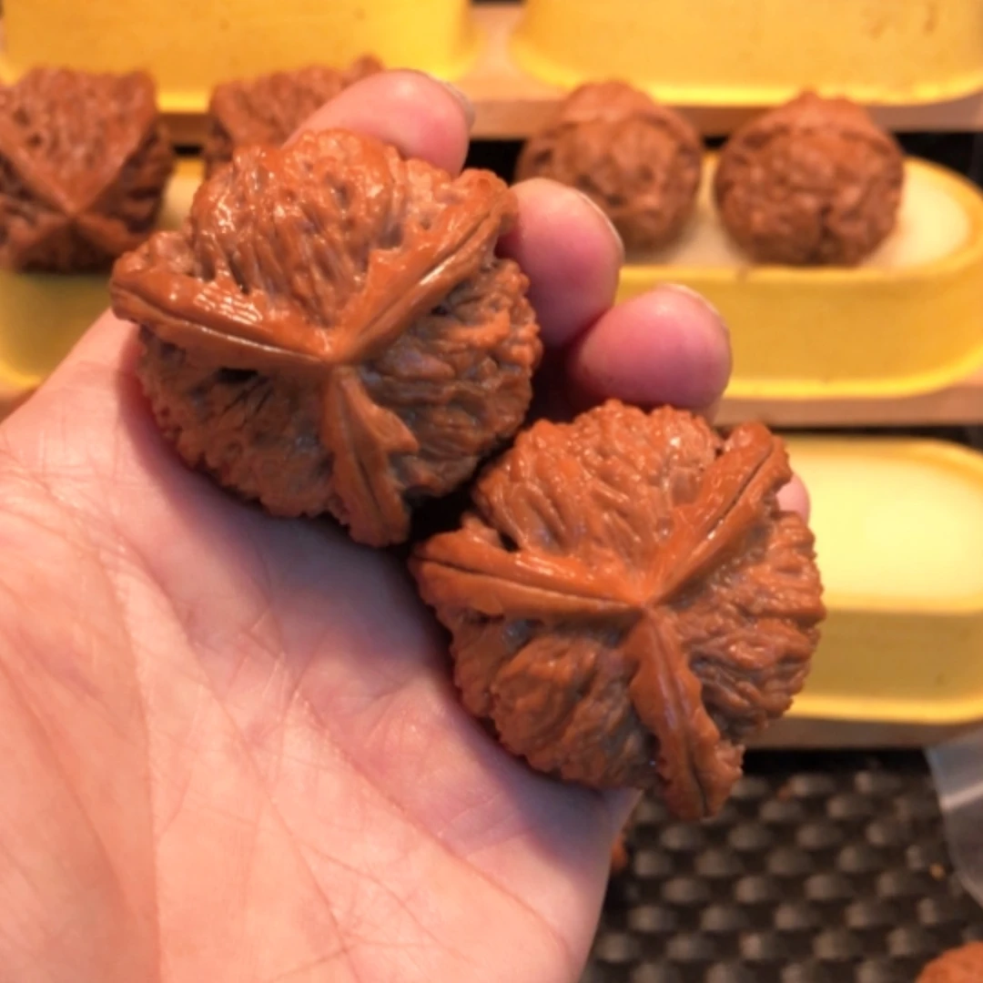 【闪购商品】文玩核桃吊坠大**香