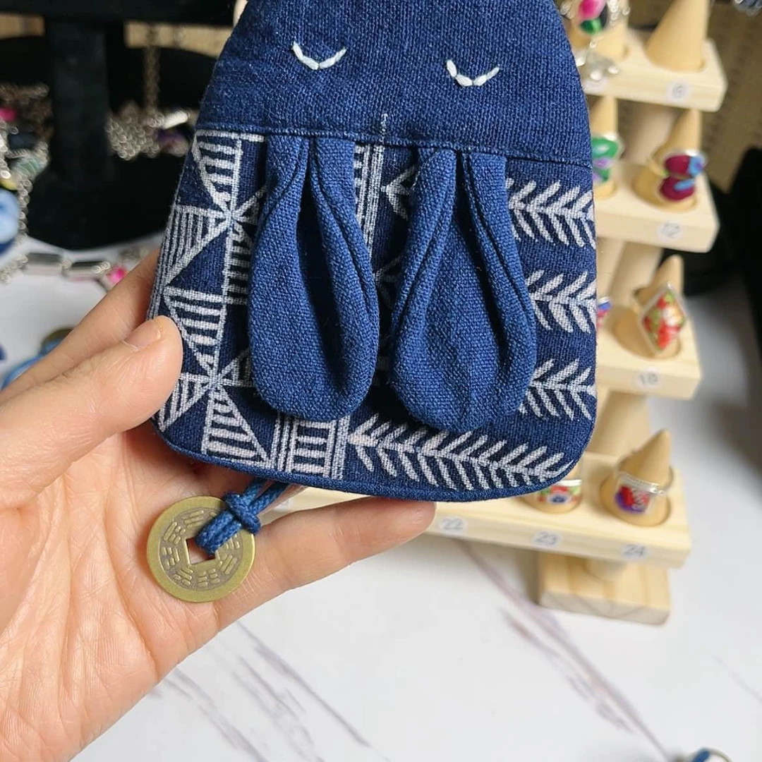 【闪购商品】蜡染钥匙包扣织绣