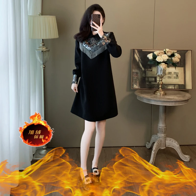 新中式国风连衣裙女秋冬季2023新款高级感超好看气质黑色休闲裙子