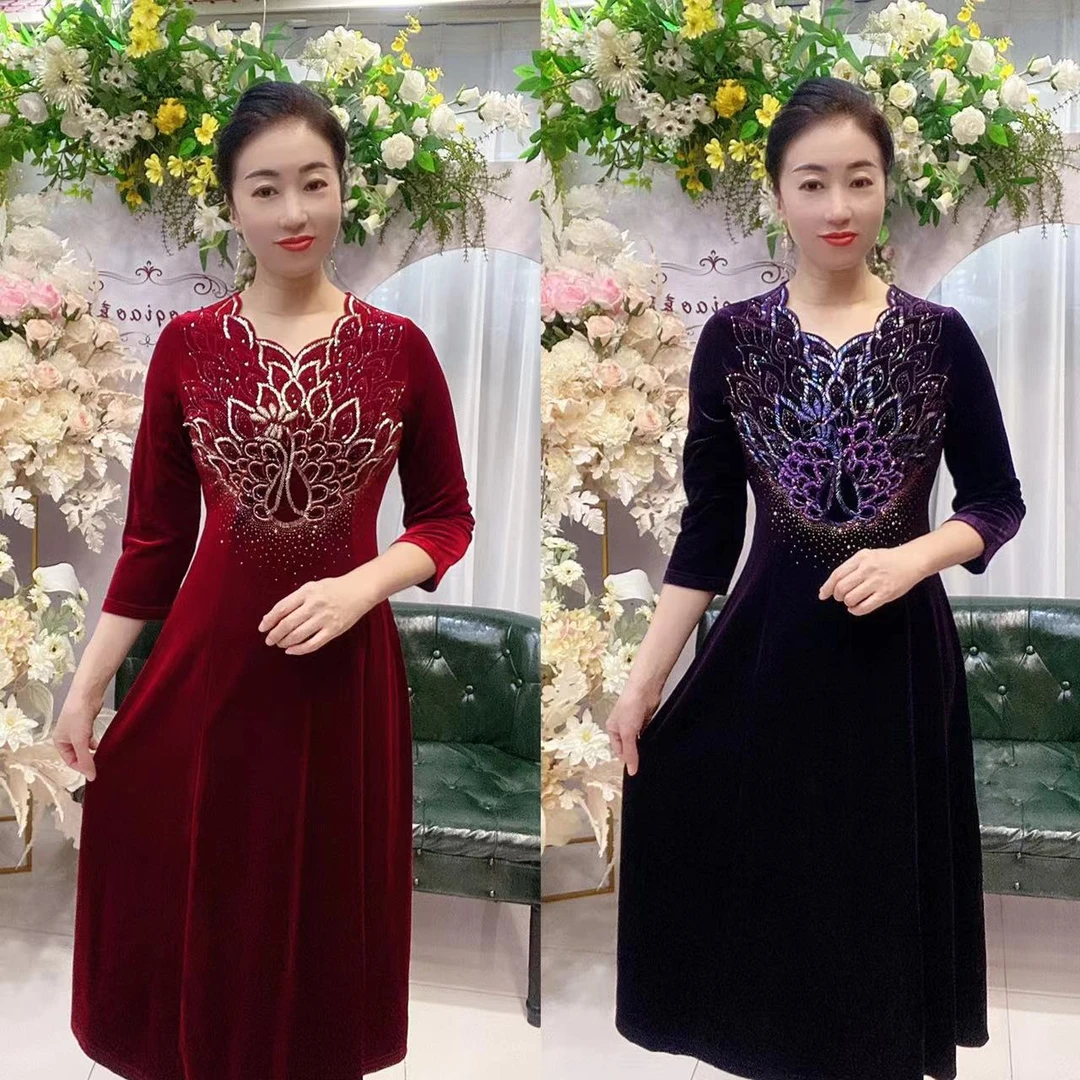 22827优雅气质喜妈妈丝绒凤尾花连衣裙