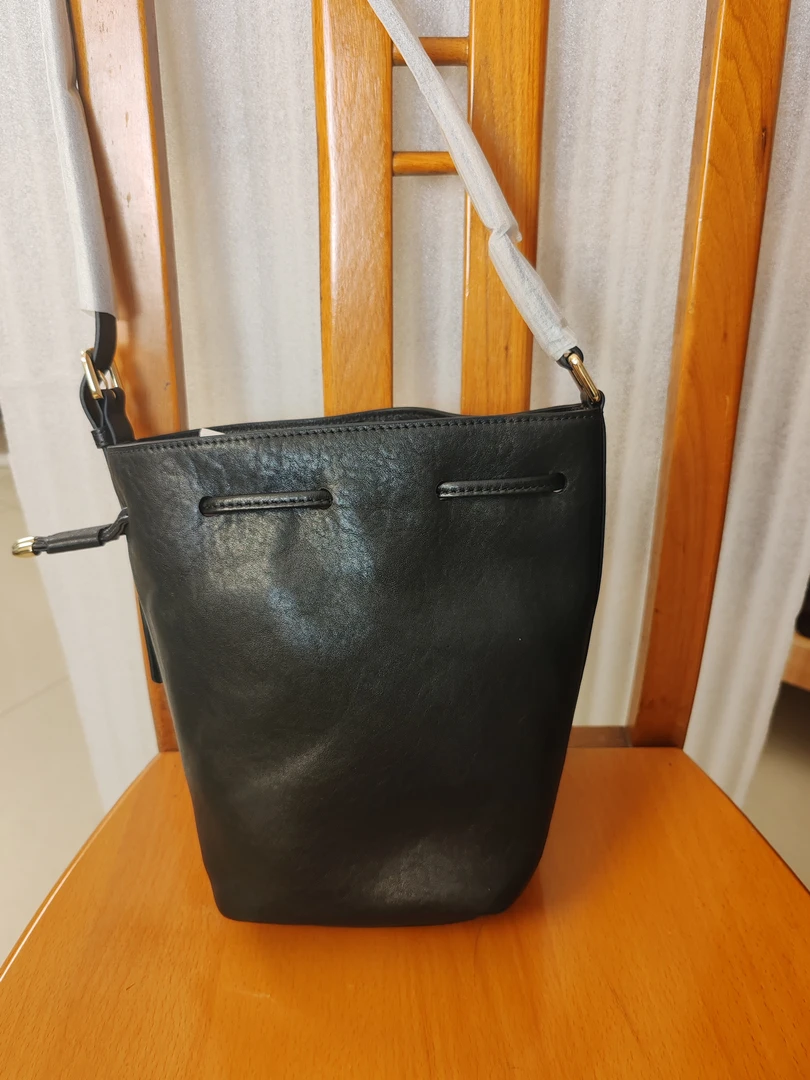 植鞣羊皮水桶包斜跨包单肩经典休闲简约百搭