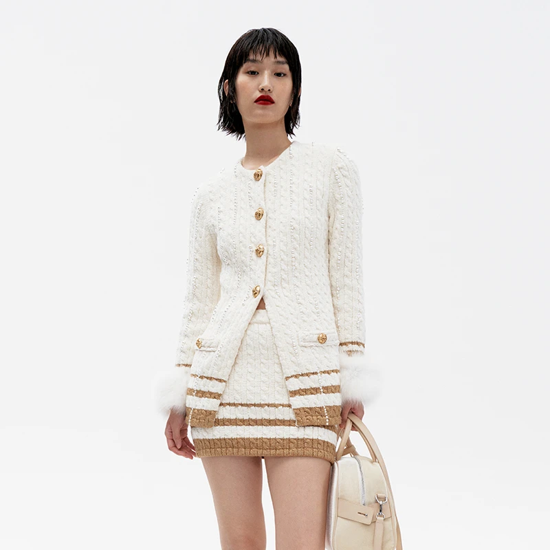 LE FAME/拉飞姆冬季老钱风间条咖白条纹丝绒针织外套