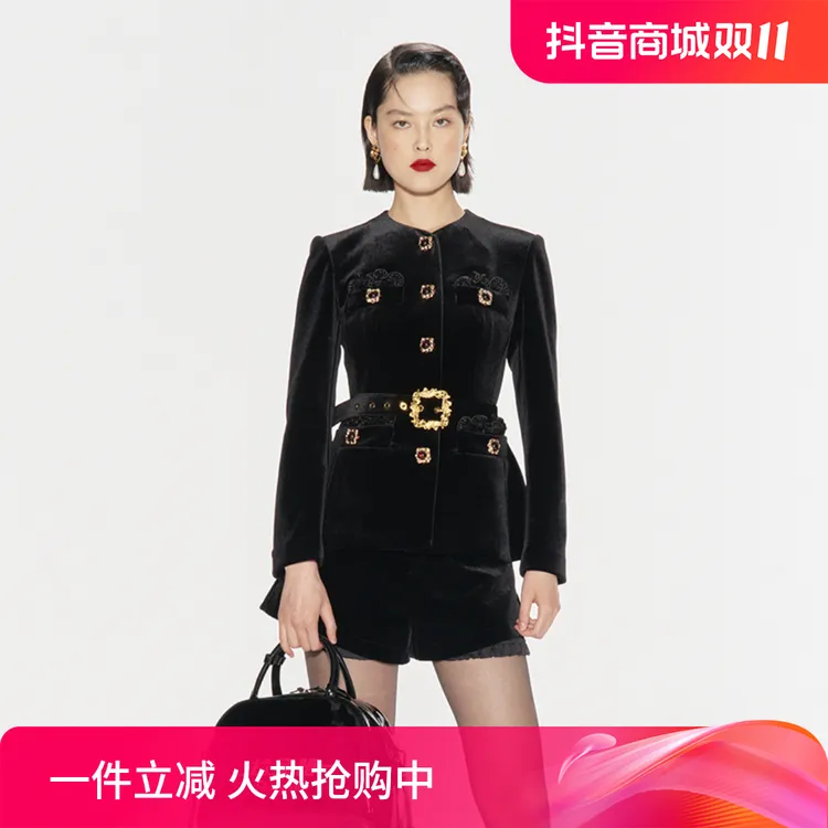 LEFAME/拉飞姆2024年秋季新品宫廷风黑色丝绒宽肩小V领外套春秋季