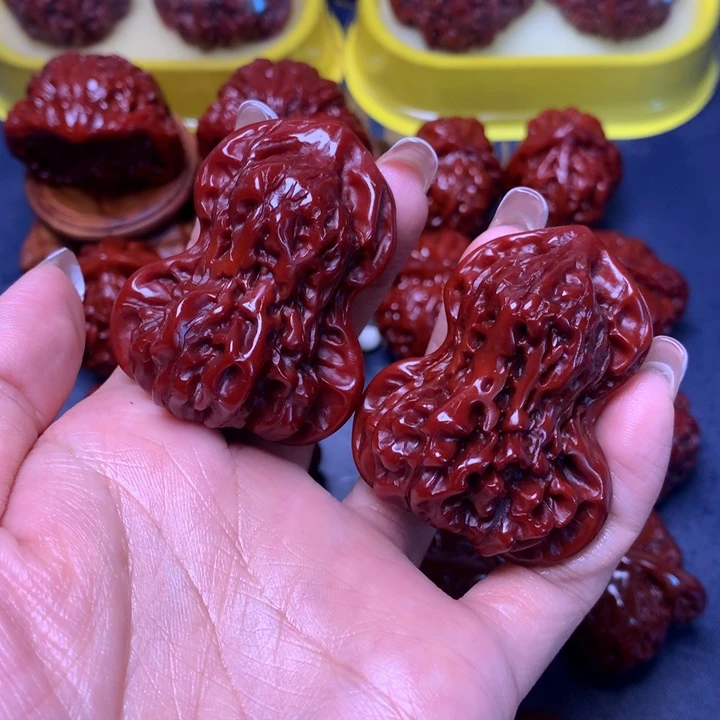 文玩核桃吊坠葫芦