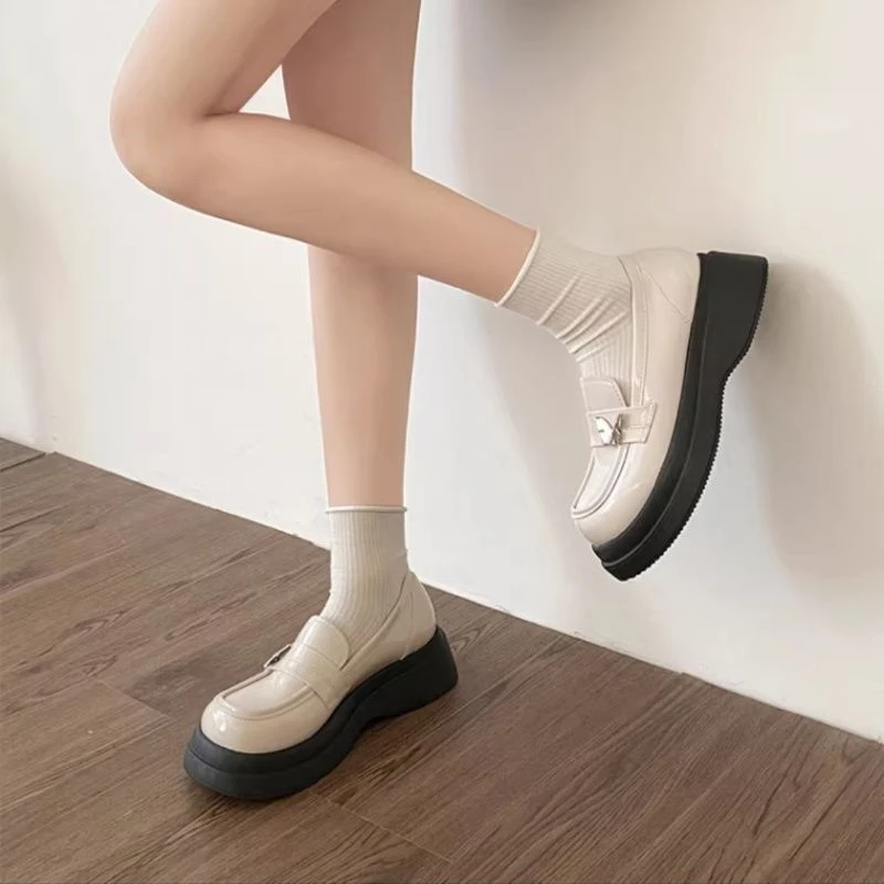 439春季新款蝴蝶英伦风百搭单鞋