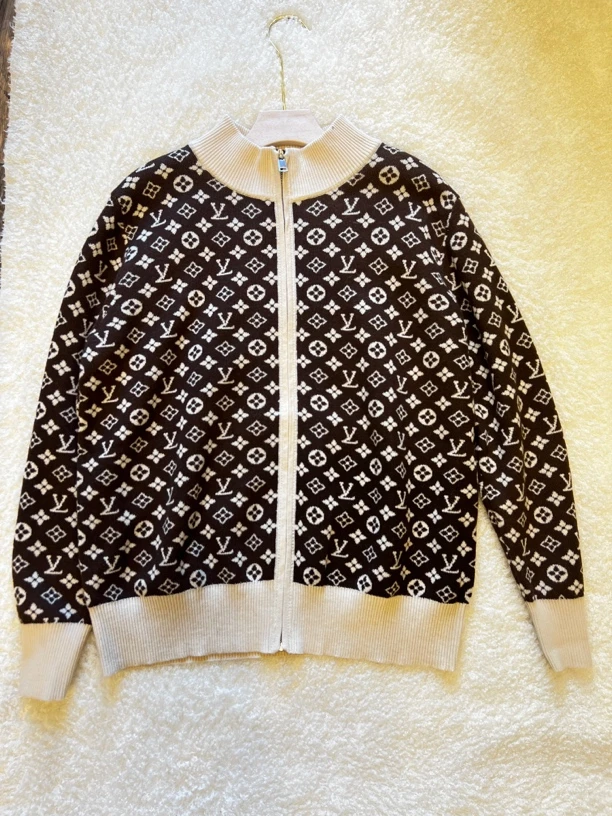 24秋冬新款法式女百搭提花字母满印长袖针织开衫